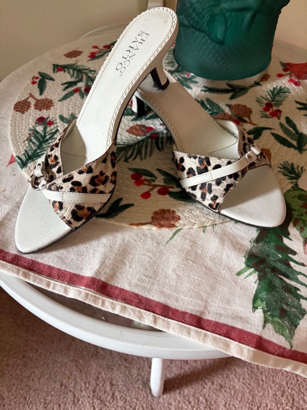 Franco Sarto size 8.5 white leopard mule sandals